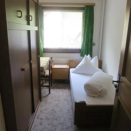 Bellevue Hotel *